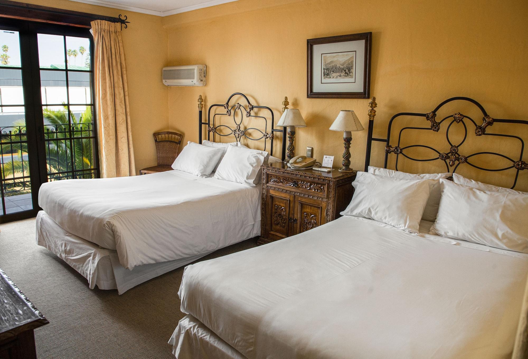Plaza 5* Santa Cruz